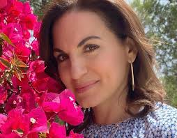 Jun 30, 2021 · η όλγα κεφαλογιάννη μίλησε και για το θέμα της μητρότητας, το οποίο όπως είπε είχε αποκλείσει. Olga Kefalogiannh Egine Manoyla Gia Prwth Fora