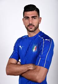 Born 15 july 1985) is an italian professional footballer who plays as a striker for. Graziano Pelle N9 Attaccante Del Southampton Per L Italia Herren Frisuren Herrenfrisuren Herrin