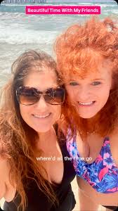 Sharing beautiful time with my friends.