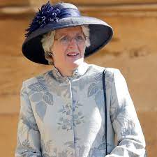 Jane fellowes, baroness fellowes has been married to robert fellowes, baron fellowes since april 20, 1978. Who Is Lady Jane Fellowes Princess Diana S Sister Mentioned In Royal Birth Announcement