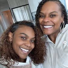 Trump supporters are threatening to leave the U.S. if Trump is sent to  prison. Your response: