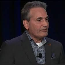 Sergio Ruffolo and the RoadSafe Traffic Systems team had a riveting night  completing a nice signage upgrade for Chicago O'Hare International Airport.  Nice Job!