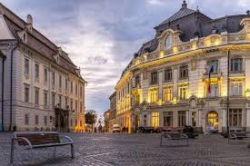Apia vine cu vești bune a fost autorizată plata sumei de 1 43 miliarde de euro ce persoane sunt vizate capital ro. Centrul De Vaccinare Drive Thru Din Centrul Municipiului Sibiu Se MutÄ Intr O Parcare Mai MicÄ 21 06 2021 Bursa Ro