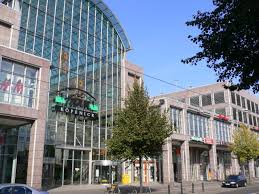 In 2013 the name of the gallery was changed to deutsche bank kunsthalle and it is now fully in the hands of deutsche bank. Banken Und Sparkassen Berlin Kopenick Wegweiser Aktuell