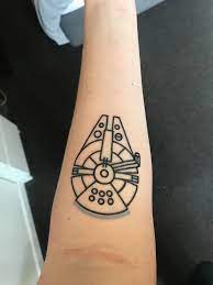 Millennium Falcon Done By David Boterhoek At Westside Tattoo Brisbane Australia Tattoos Star Wars Tattoo Star Wars Tattoo Sleeve Falcon Tattoo