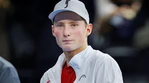 Møller får benhård modstander