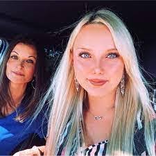 Danielle Ferrigno's Instagram, Twitter & Facebook