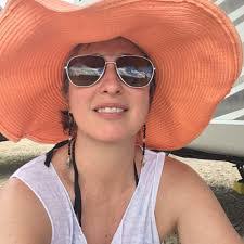 Wendy Beyer's Instagram, Twitter & Facebook