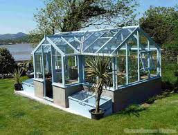 The first thing to figure out when buying or building a greenhouse is how much growing space you will need. 6 Tips On How To Start A Greenhouse Business Technologyhq