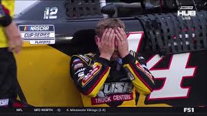 Um, just ask ryan, he can tell you all about how the cars have power steering and what happens when it goes away. Nascar On Fox Breaking Down Clint Bowyer S Exhausting Day At The Charlotte Motor Speedway Roval Facebook