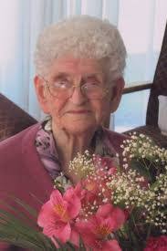 Beatrice Donovan's Instagram, Twitter & Facebook