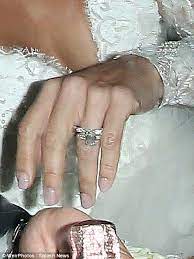 Frank Lampard Kisses Beautiful Bride Christine After The Couple Marry Christine Bleakley Cool Wedding Rings Bride Pictures