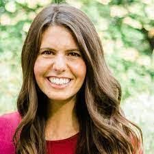 Natalie Standard's Instagram, Twitter & Facebook