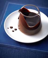 Sauce Au Chocolat Cuisine Et Vins De France Recette Sauce Au Chocolat Sauce Au Chocolat Maison Chocolat
