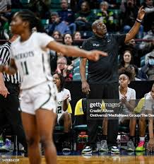 1,166 Aaron Wallace Photos & High Res Pictures