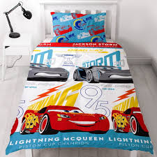 Easily converting from toddler to twin it turns rooms into radiator springs instantly. Disney Kinder Bettwasche Cars 3 Mcqueen Storm 135x200 4581