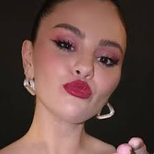 Selena Gomez Matched Her Hair to Her Back Tattoo