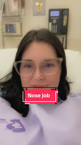 Jessica Cullen's Instagram, Twitter & Facebook