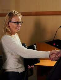 Special victims unit premiered on nbc on september 19, 2006 and concluded on may 22, 2007. Law Order Svu Season 21 Episode 8 Review We Dream Of Machine Elves Tv Fanatic