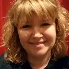 Tammy Nunn's Instagram, Twitter & Facebook