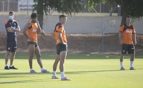 Jaume domènech cumple 1⃣0⃣0⃣ partidos oficiales con el @valenciacf.fc valencia. Gameiro Se Lesiona En El Arranque Del Valencia Cf 2020 2021 Las Provincias