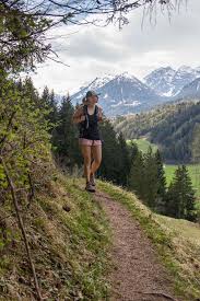 August 2020 wurden die bauarbeiten am baulos sillschlucht des brennerbasistunnels aufgenommen. Tirol Ausfluge Und Wanderungen Im Mai Escape Town