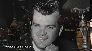 Conway Twitty " It's Only Make Believe " 1990 live