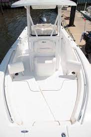 The Best Family And Fishing Boats Out There Sea Hunt Boats Www Seahuntboats Com Boats Boating Familyfun Family Fu Sport Fishing Boats Boat Fishing Boats
