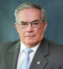 Viceministro del GSED destacó gestión del Director saliente del Club  Militar