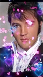 Have a lovely weekend my friends 🧡