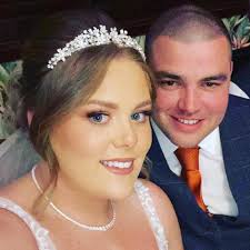 Another good 1 from Divine Greek, a regular size parmo is more than big  enough for 2 ppl, very tasty 🍽👍