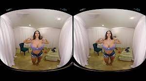 Naughty America VR: Fuck Ava Addams & her big tits in the dressing room! -  XVIDEOS.COM