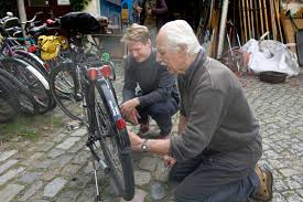 Fahrrad Selbsthilfewerkstatt Die Grunen Radler Gemeinsamesache Berlin Berliner Freiwilligentage 2020