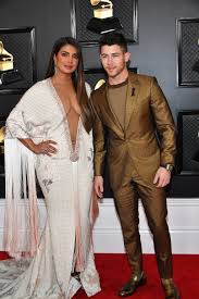 Priyanka Chopra Paid Tribute To Kobe Bryant With Her Grammys Manicure In 2020 Priyanka Chopra Makeup Photos Of Priyanka Chopra Priyanka Chopra