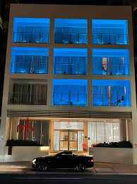 TheMovieStarNextDoor - FAMIGO