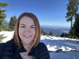 Curt Hillier's Instagram, Twitter & Facebook