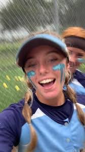 Brianna Dunham's Instagram, Twitter & Facebook