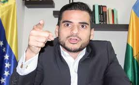 Armas: Maduro se muestra indiferente ante la crisis al reactivar el Plan  Zamora