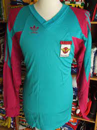 Home, away and goalkeeper kits by kryogh. Old Rapid Bucharest Football Shirts And Soccer Jerseys