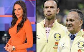 Paola rojas está siendo agredida por algo que, supuestamente, hizo su esposo, ¿poooor? Paola Rojas Lamenta Muerte De Jose Alves Padre De Zague