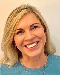 Julie Hurd's Instagram, Twitter & Facebook