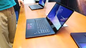 The asus zenbook pro 15 is a strong performer with a beautiful design, but while the screenpad is innovative, it's not fully baked and contributes to short battery life.7/10$2,299as testeddesignfrom the. Asus Zenbook Pro 15 Ux580 A 5 5 Inch Screen In The Touchpad