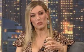 Zeta douka is an actress. Zeta Doyka Apokalypsh Poios Thn Exei 3ylokophsei Ekana La8os Poy Den Ton Video Gossip Life