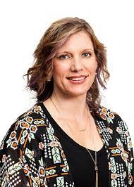 Terri Gill's Instagram, Twitter & Facebook