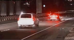 Four people died and one person was in critical condition after a hot air balloon they were riding in hit power lines in new mexico's largest city, police said saturday. Freeway Crash Caught On Video Fox 5 San Diego