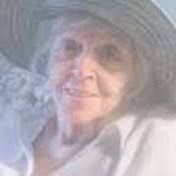 Carolyn Lacoss's Instagram, Twitter & Facebook