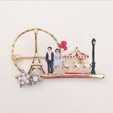 Broche Paris Carte Postale Pauline Fashion Blog Pauline Instagram Posts Stackable Necklaces