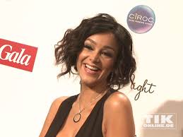 Unsere dienstleistungen im bereich zahnimplantate. Berlinale Gala Opening Night 2014 Tikonline De