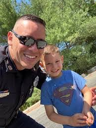 Robert Dimare's Instagram, Twitter & Facebook