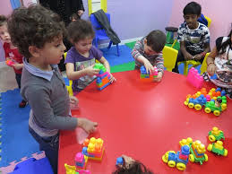 Help Your Child Grow Their Confidence And Skillset With Co Curricular And Extra Curricular Activities Fro Skills Development Extra Curricular Activities Skills
